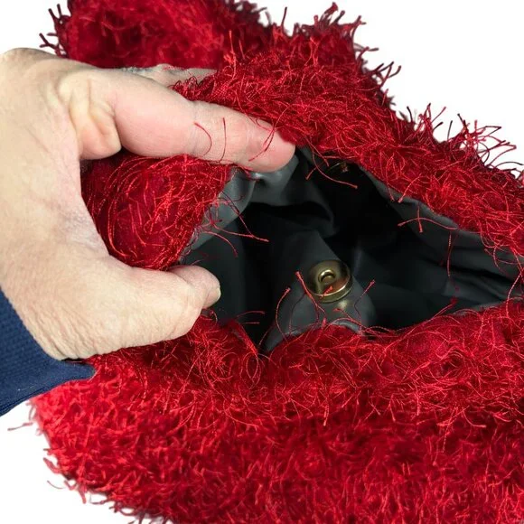 Red Heart-Shaped Fuzzy Shoulder Bag With Magnetic Snap Closure - Picture 4 of 6
